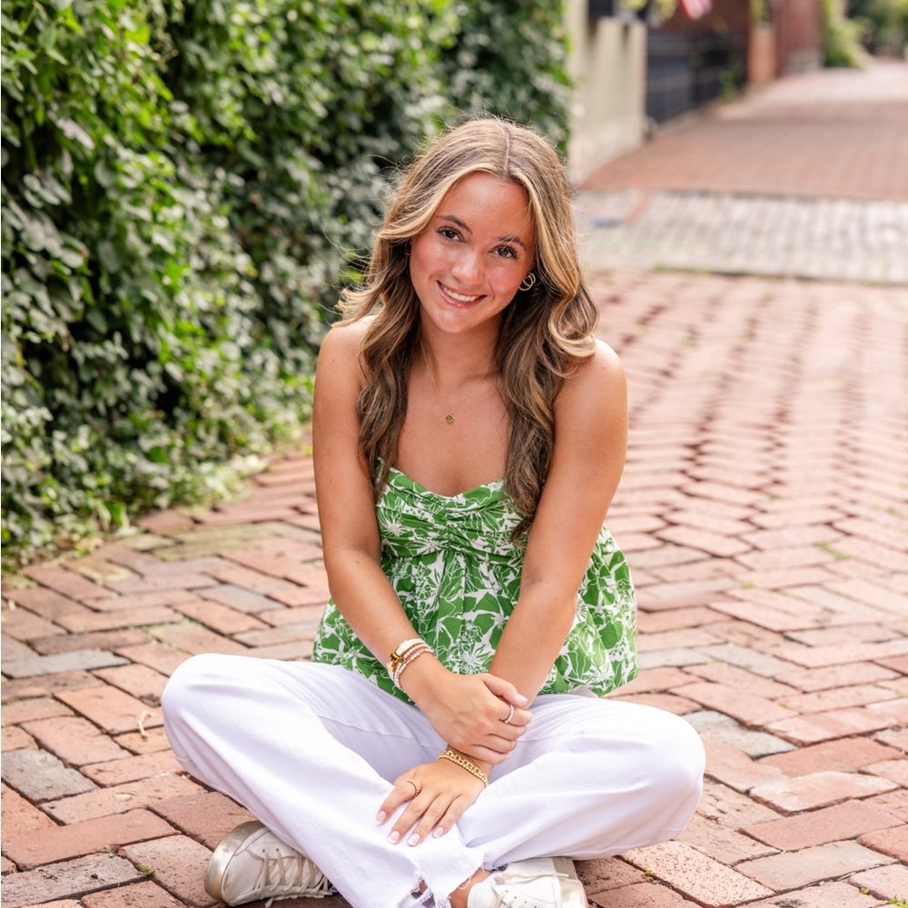 Meet your Posher, Aurora